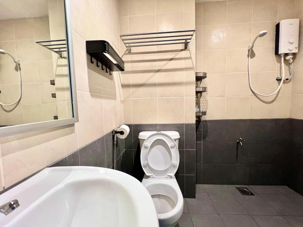 New Margo Hotel Kk Kota Kinabalu Extérieur photo